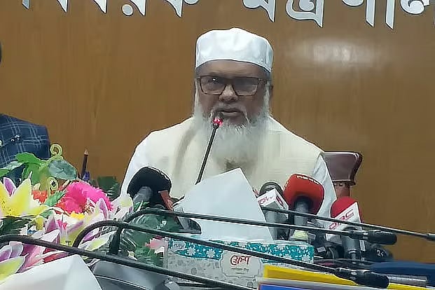 ধর্ম উপদেষ্টা আ ফ ম খালিদ হোসেন