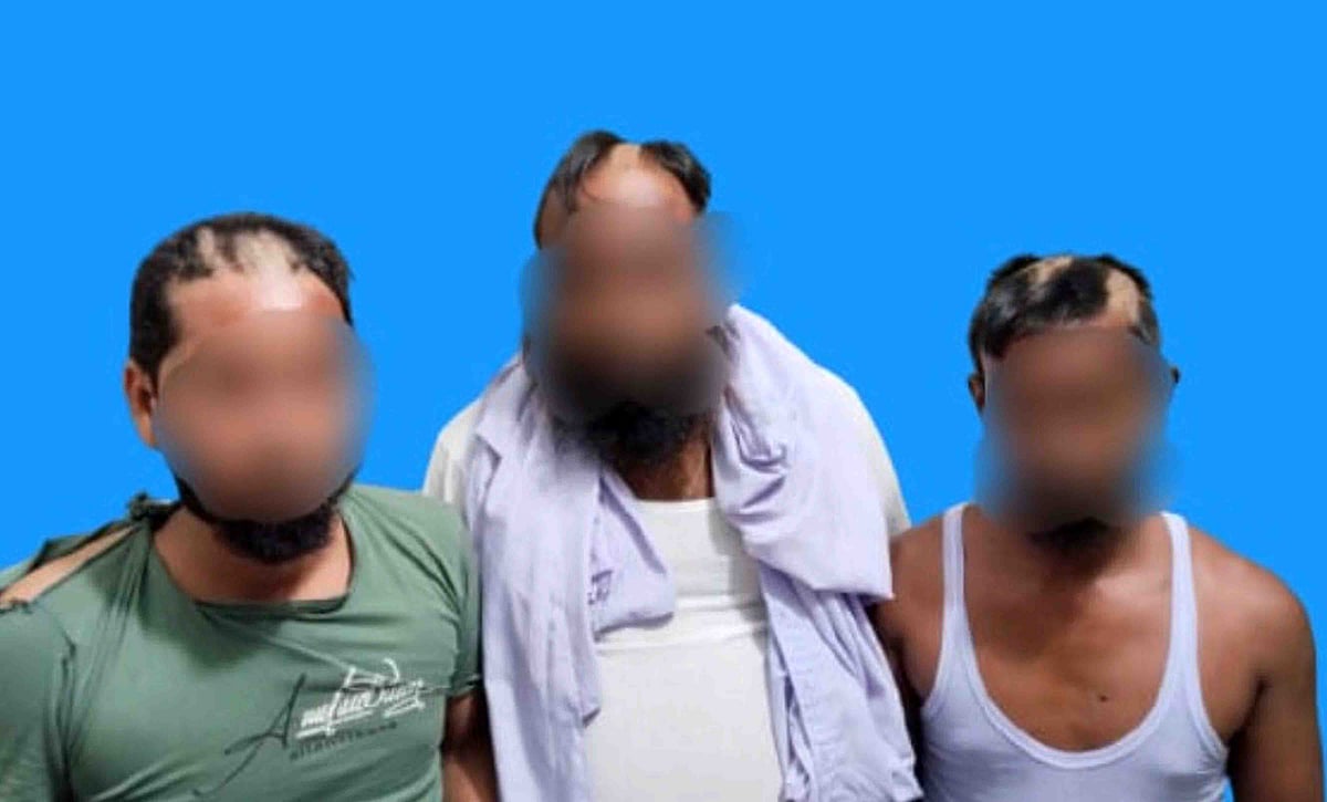 নাটোরের নলডাঙ্গা উপজেলার বৈদ্যবেলঘড়িয়া কামালের মোড়ে মাদ্রাসার জন্য অনুদান সংগ্রহ করতে গিয়ে মবের শিকার তিন খাদেম