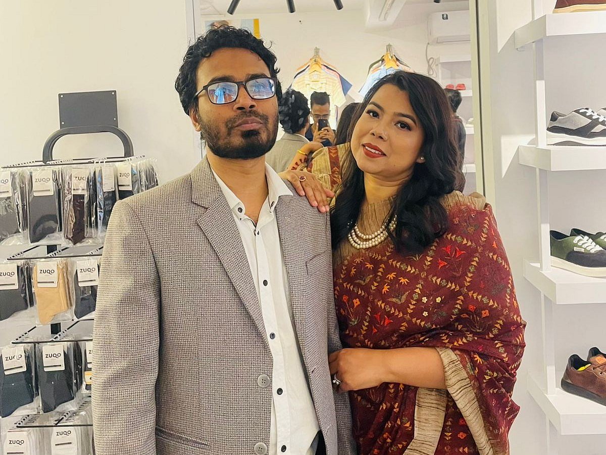 তরিকুল ইসলাম ও শাহজাবিন হক (ডানে)