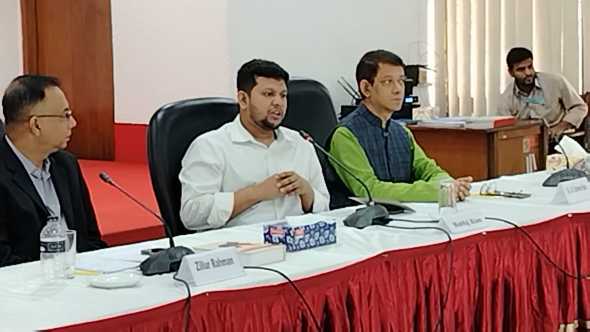 Saylangan kengash azosi litvaliklarga otib ketdi Saylangan kengash azosi litvaliklarga otib ketdi