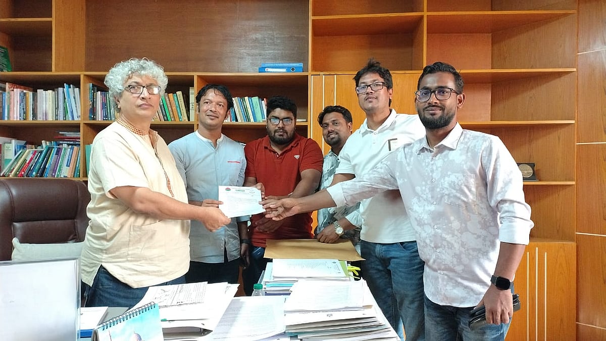 জকসু নীতিমালায় নতুন ৯ পদ সংযুক্ত ও সম্পূরক বৃত্তির দাবিতে ইউজিসি সদস্য মোহাম্মদ তানজীমউদ্দিন খানের কাছে স্মারকলিপি দিয়েছে জগন্নাথ বিশ্ববিদ্যালয় শাখা ছাত্রদল। ২৮ সেপ্টেম্বর, ২০২৫