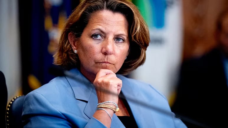 লিসা মোনাকো