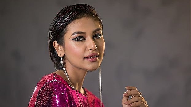 আফিয়া তাবসসুম বর্ণ। সুমন ইউসুফ