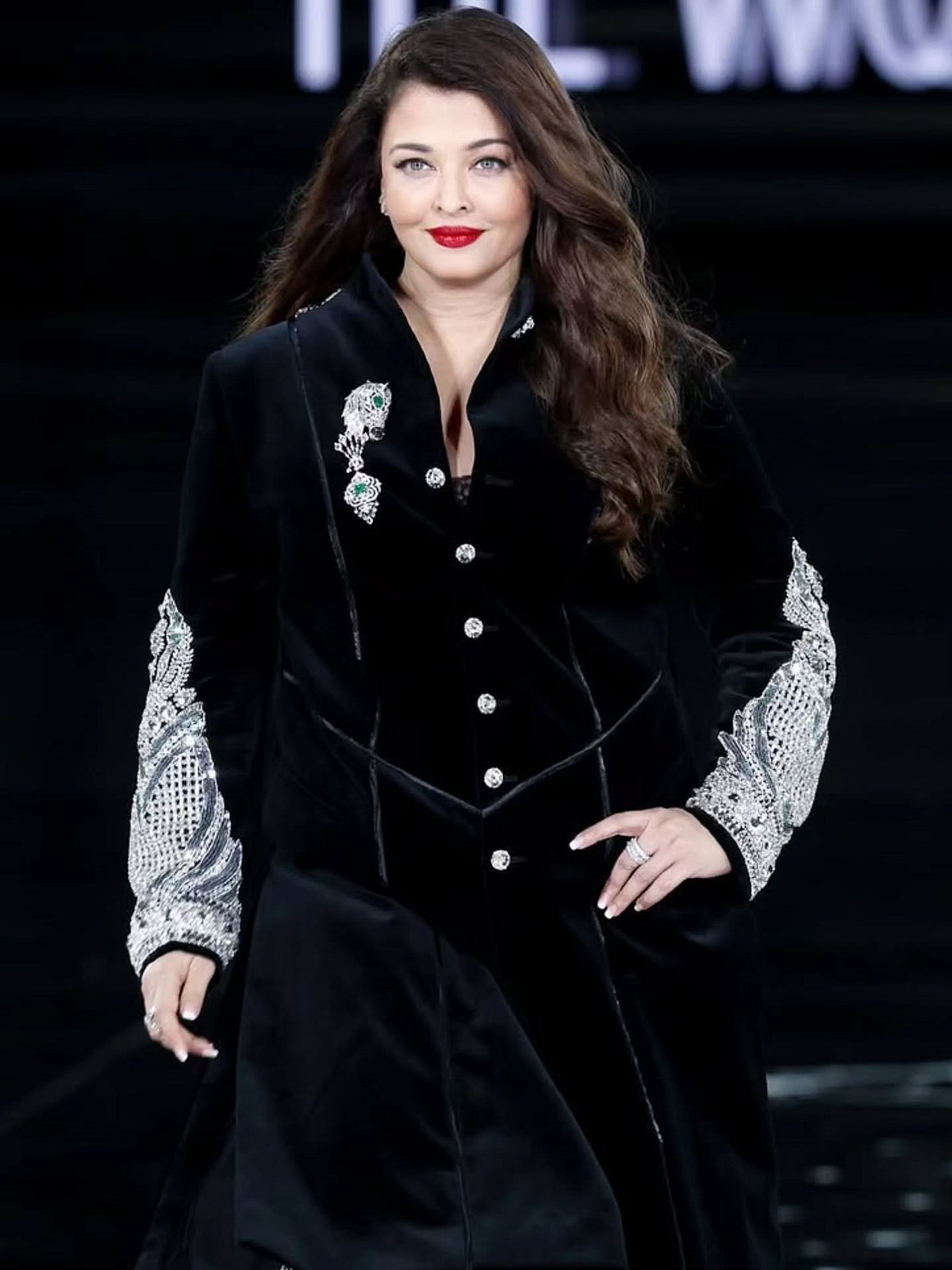 Porno aktrisa Jordan Milyavskaya bilan porno video