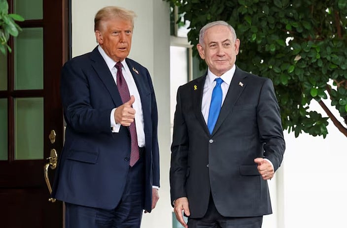 ডোনাল্ড ট্রাম্প ও বেনিয়ামিন নেতানিয়াহু। ২৯ সেপ্টেম্বর, ২০২৫