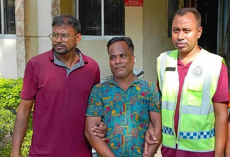 পুলিশের হাতে গ্রেপ্তার মো. মজলু মিয়া