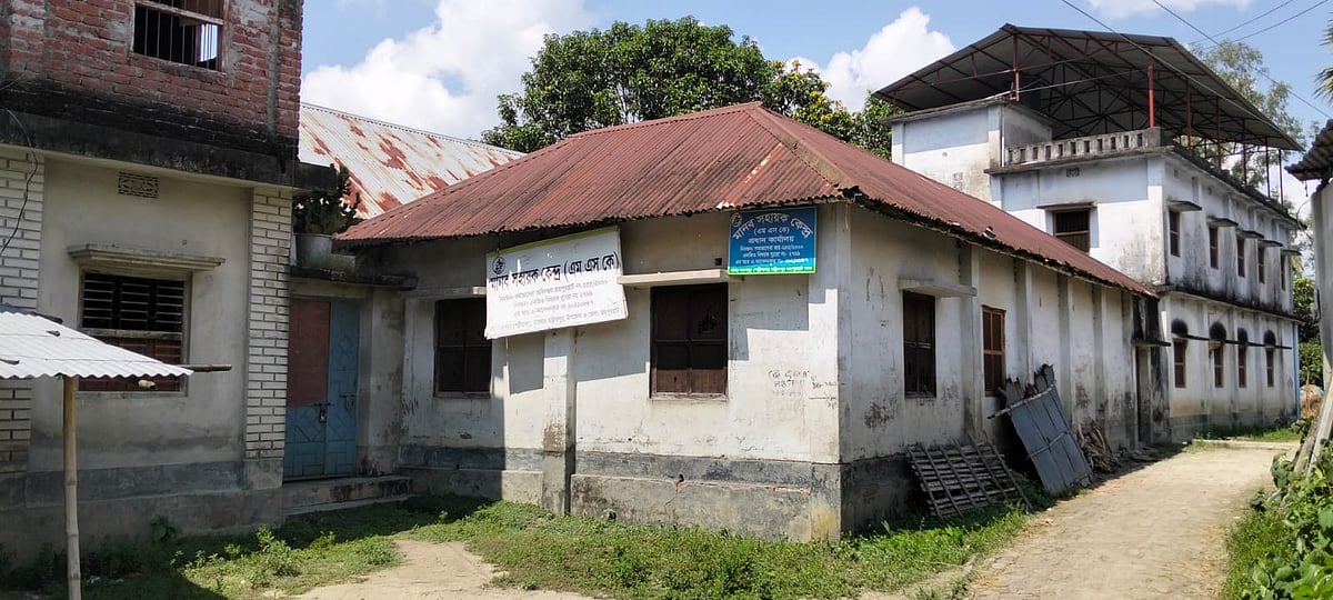 জয়পুরহাট সদর উপজেলার নওপাড়া গ্রামে টিনশেড ঘরে এমএসকের প্রধান কার্যালয় অবস্থিত। গত রোববার দুপুরে