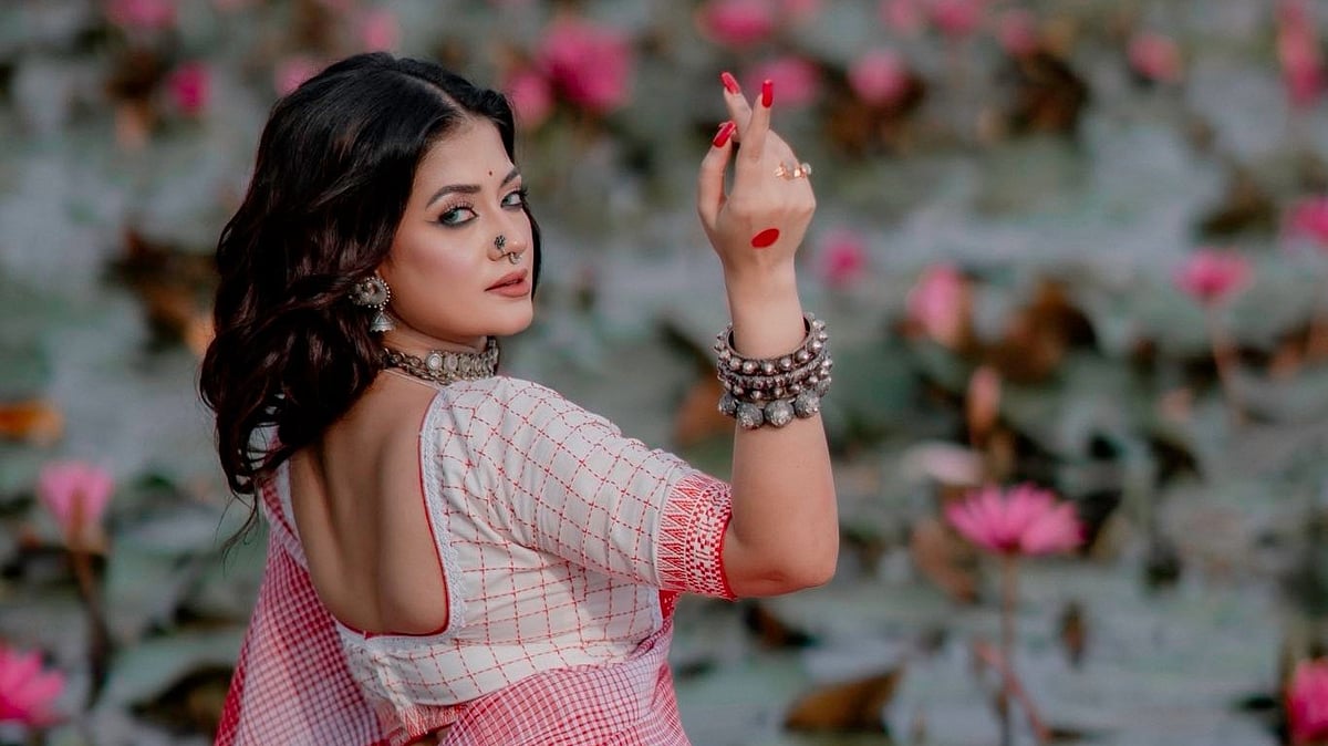 মন্দিরা চক্রবর্তী। অভিনেত্রীর ফেসবুক থেকে