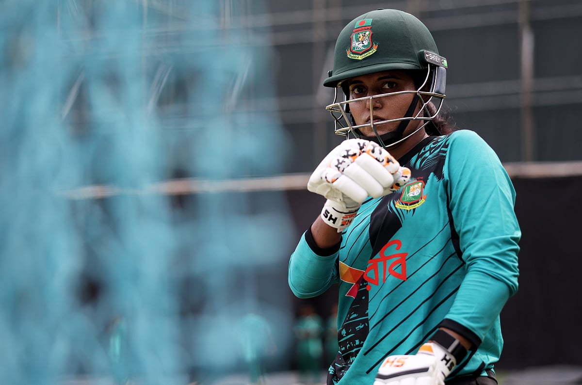 বাংলাদেশ অধিনায়ক নিগার সুলতানা। গতকাল কলম্বোয় অনুশীলনে