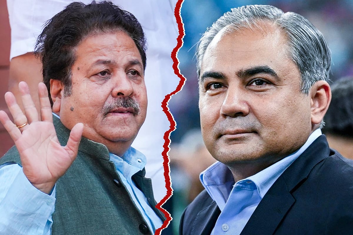 বিসিসিআইয়ের সহসভাপতি রাজীব শুক্লা  ও এসিসি চেয়ারম্যান মহসিন নাকভি