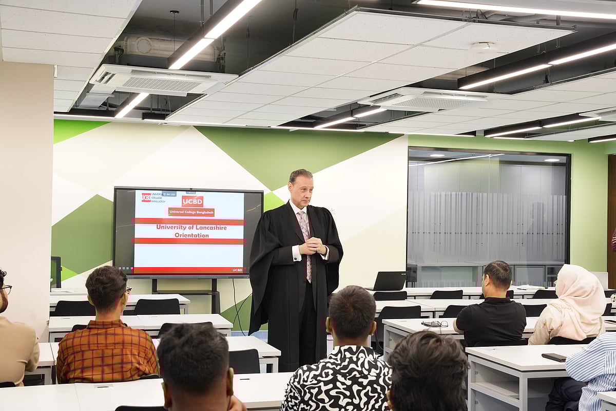 ইউএলএএন ইন্টারন্যাশনাল বিজনেস ও ইনফরমেশন টেকনোলজি প্রোগ্রামের শিক্ষার্থীদের ওরিয়েন্টেশন অনুষ্ঠান আয়োজন করে ইউনিভার্সাল কলেজ বাংলাদেশ (ইউসিবিডি)