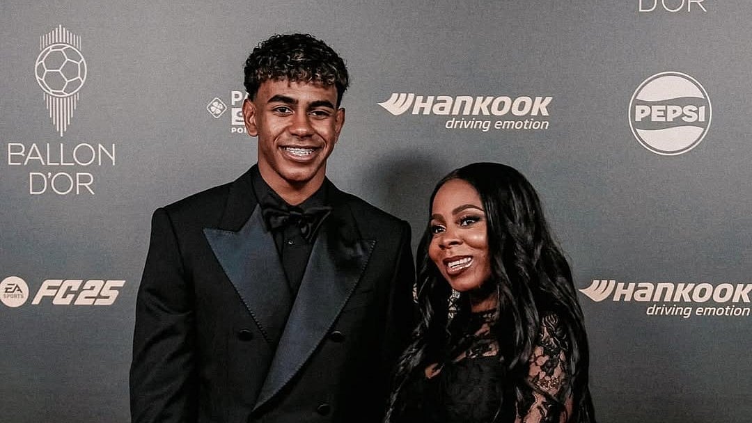 মা শেইলা এবানার সঙ্গে ইয়ামাল