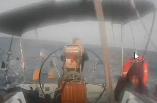 ইসরায়েলি বাহিনী দখল নেওয়ার আগে দ্য ম্যারিনেট। ছবিটি ৩ অক্টোবর ভোরে গ্লোবাল সুমুদ ফ্লোটিলার লাইভ স্ট্রিম থেকে নেওয়া