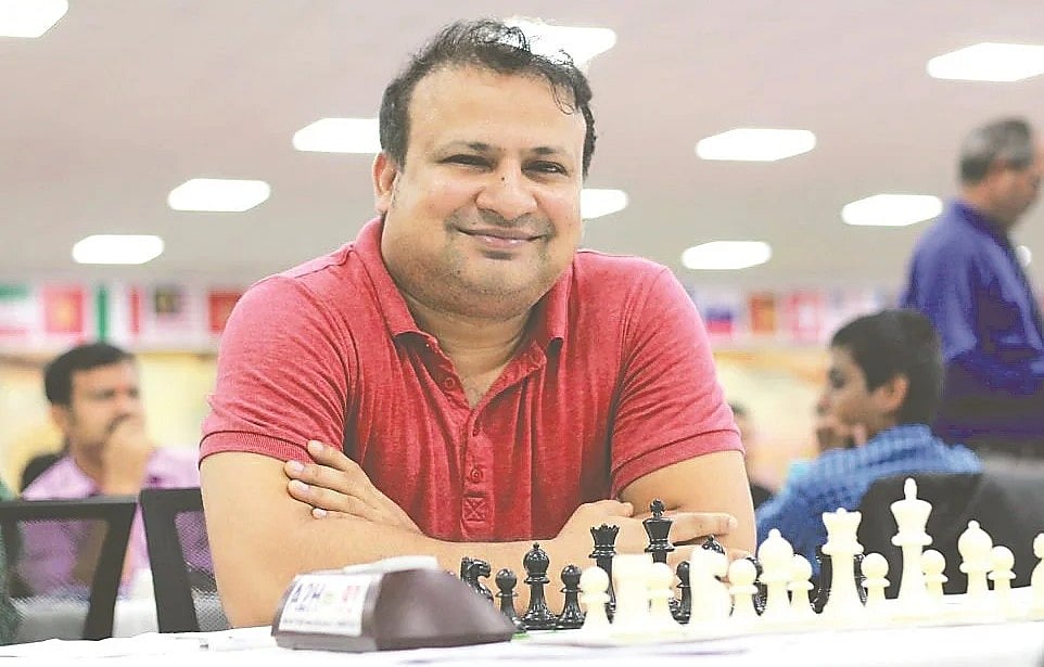 উপমহাদেশের প্রথম গ্র্যান্ডমাস্টার নিয়াজ মোরশেদ