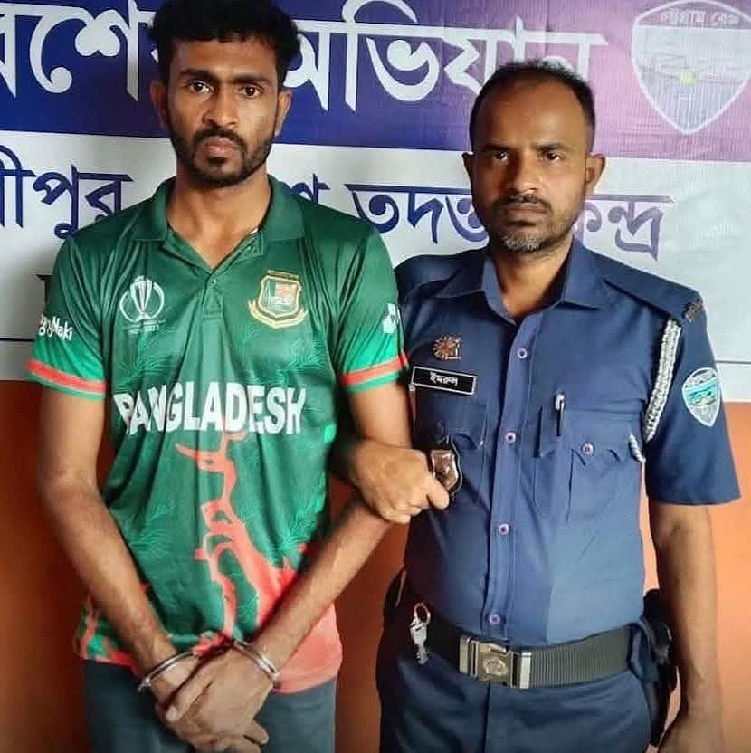 গ্রেপ্তারের পর শাহ আলম