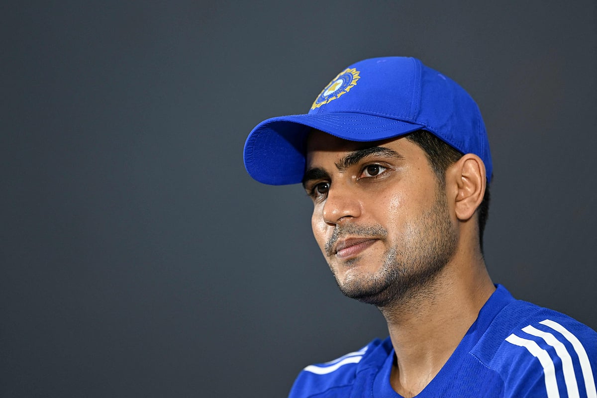 Qiz tamponni almashtiradi