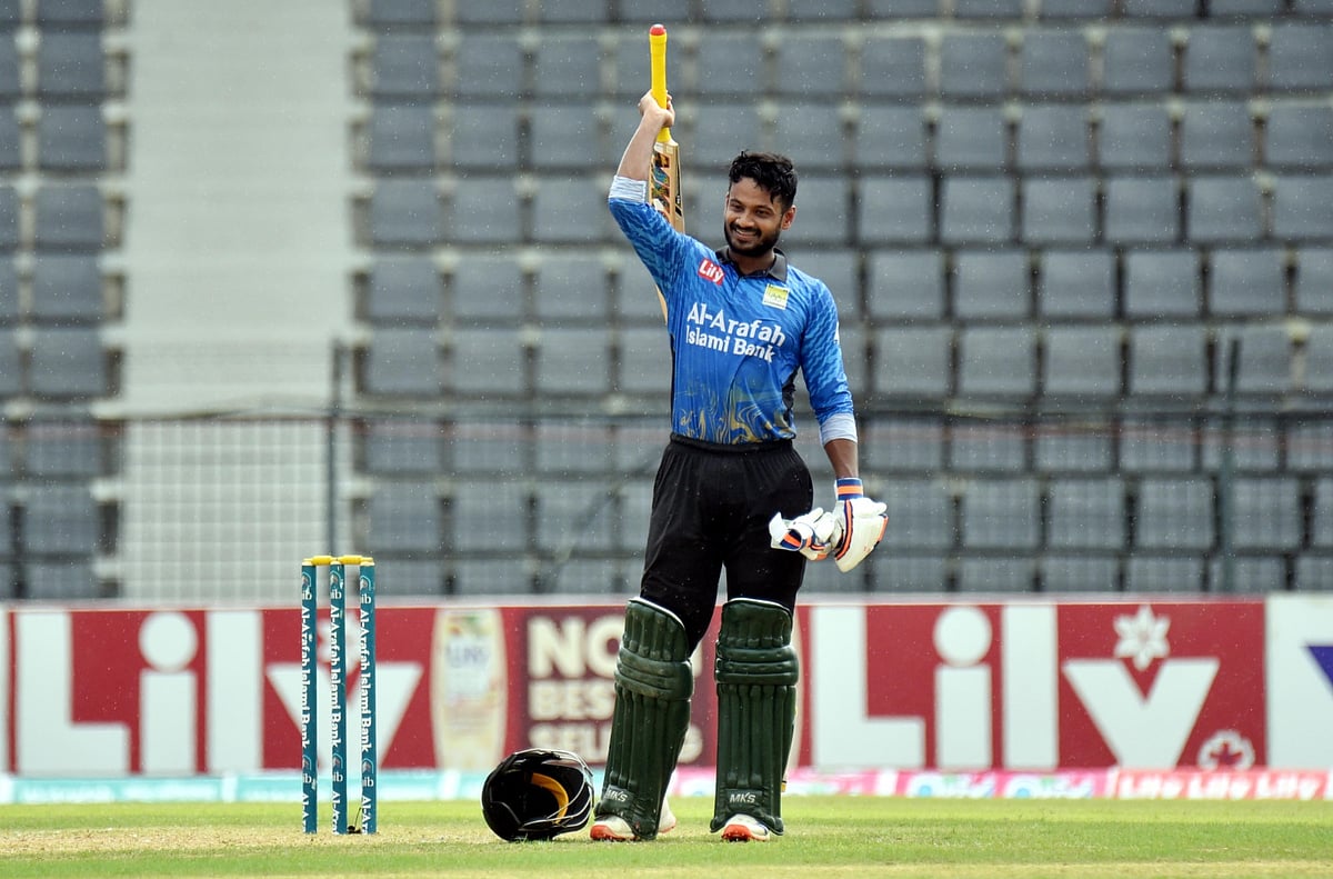 সেঞ্চুরির পর মাহমুদুল হাসান