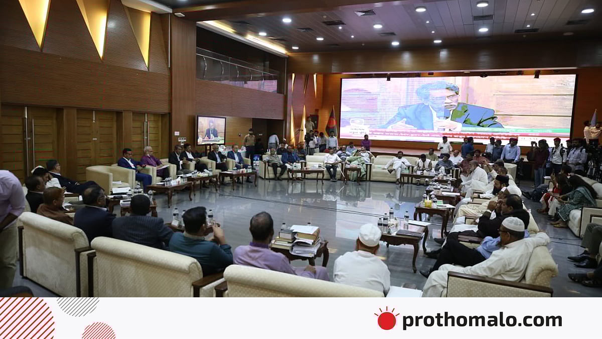 Guruh jinsiy aloqa pornosini tomosha qiling Toliq rus ayollar bilan porno