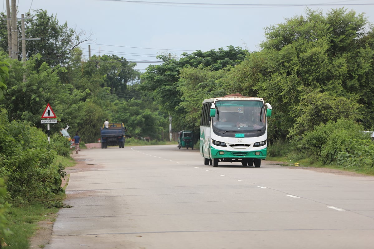 কোম্পানীগঞ্জে অনির্দিষ্টকালের পরিবহন ধর্মঘটের ডাক দিয়েছেন শ্রমিক নেতারা। আজ সোমবার সকাল