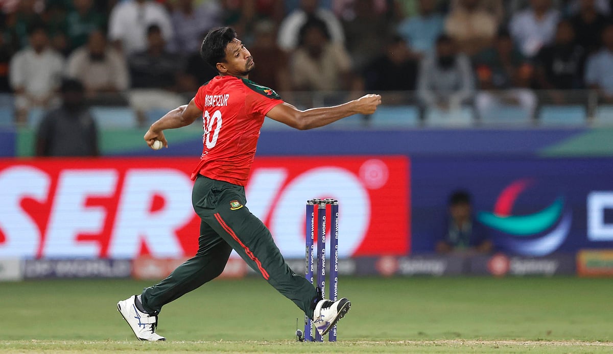 বাংলাদেশের পেস আক্রমণে মোস্তাফিজ এখনো বড় ভরসা