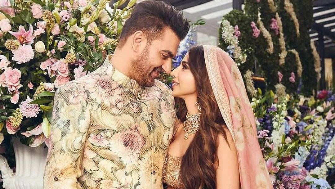 বিয়ের আসরে শুরা খানের সঙ্গে আরবাজ খান