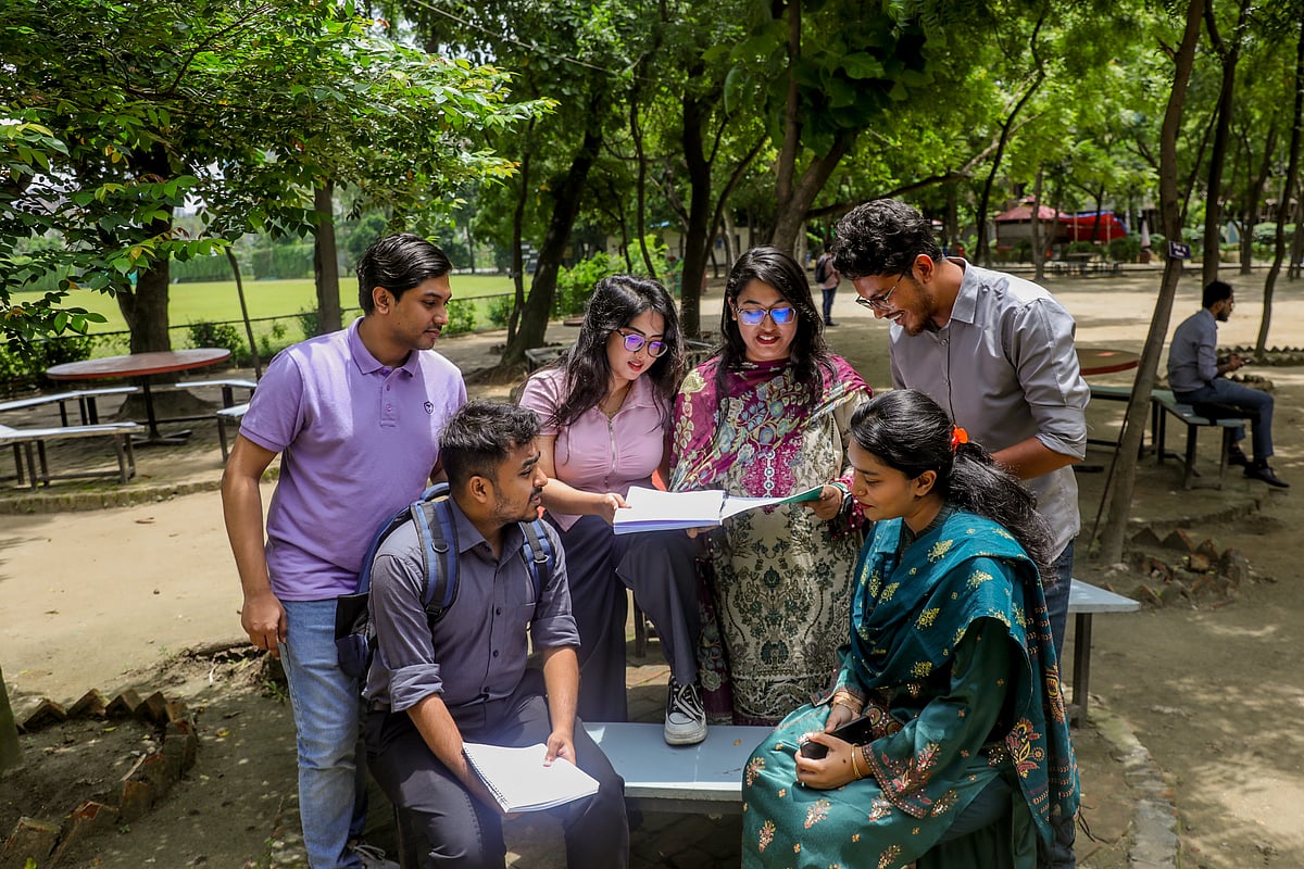 ঢাকা দক্ষিণ সিটি করপোরেশনের নবম গ্রেডের পাঁচ ক্যাটাগরির পদে নিয়োগ পেতে আবেদন করতে হবে