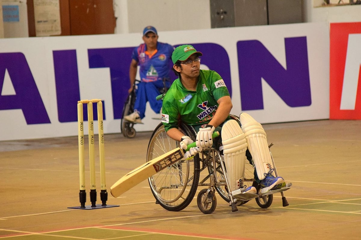 বাংলাদেশ-ভারত টি–২০ হুইলচেয়ার ক্রিকেট ম্যাচে ব্যাট হাতে নূর নাহিয়ান