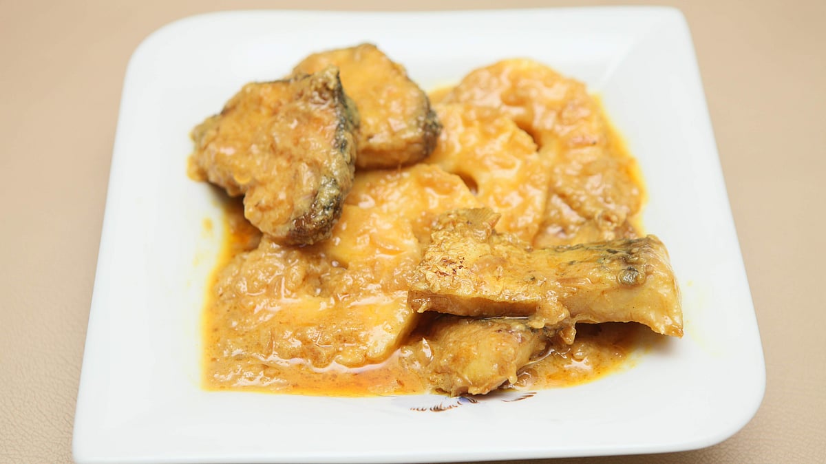 রুই আনারস