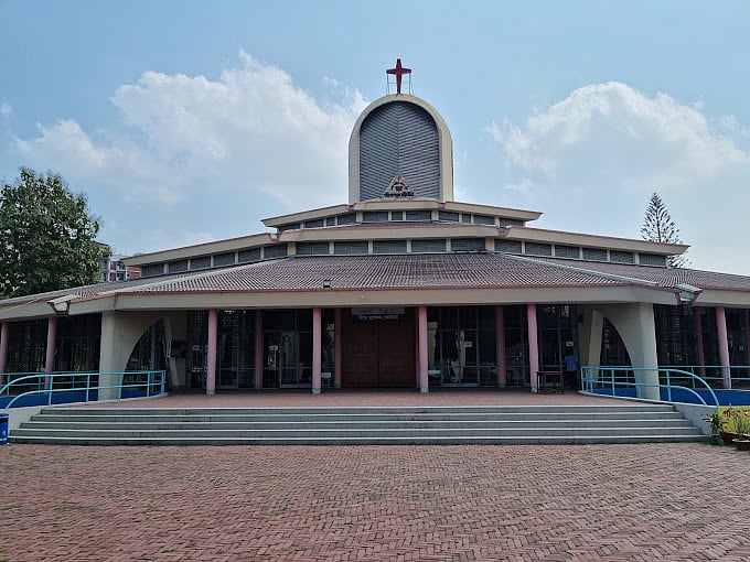 তেজগাঁওয়ে হোলি রোজারি চার্চ