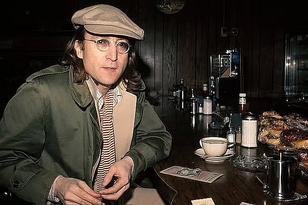 বিটলসখ্যাত তারকা জন লেনন