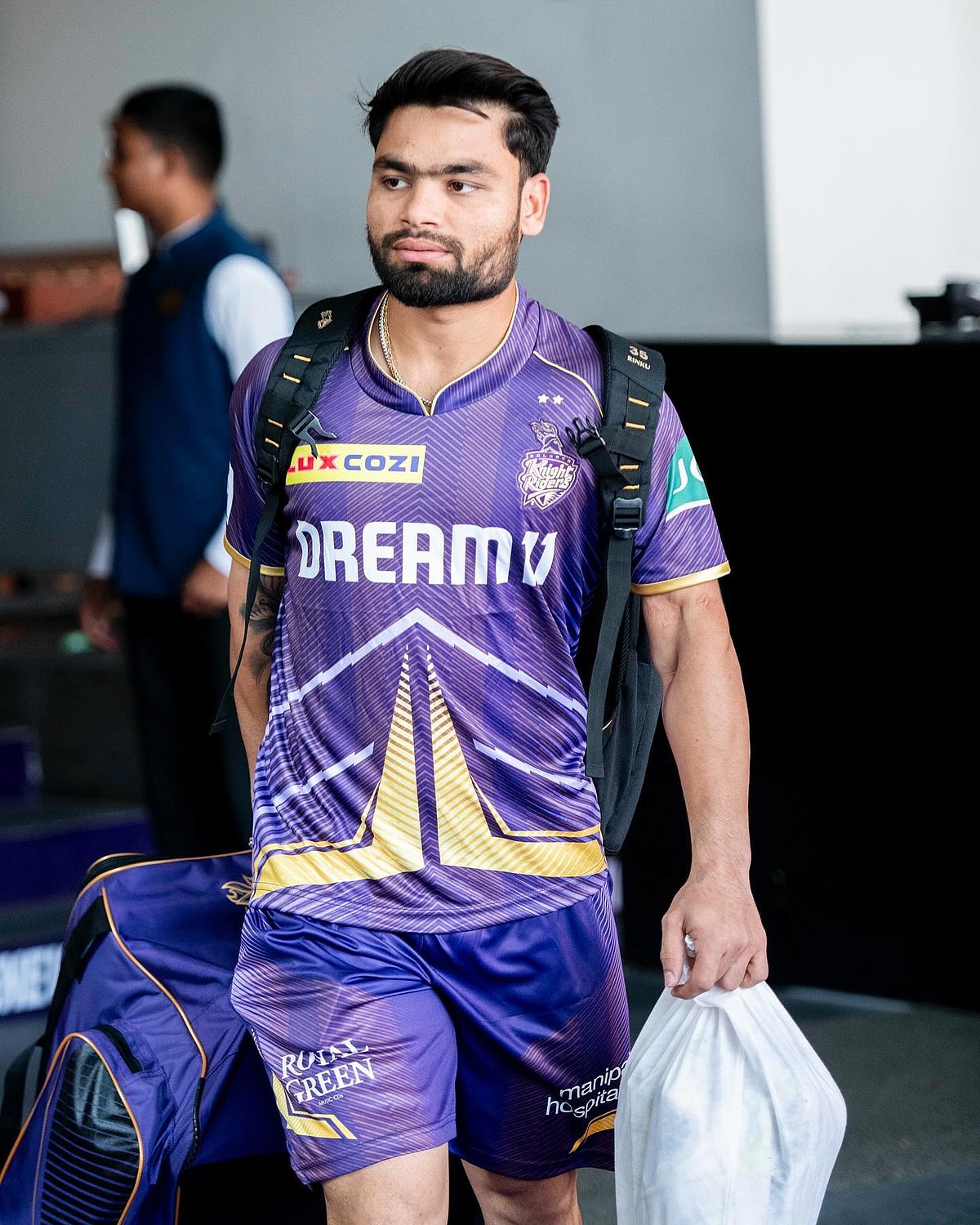 আইপিএলে কলকাতা নাইট রাইডার্সে খেলেন রিংকু সিং