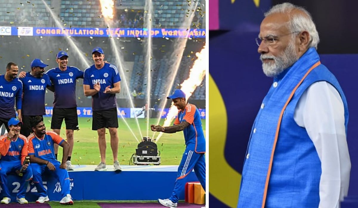 ফাইনাল জয়ের পর ট্রফি ছাড়াই উদ্‌যাপন করে ভারতের ক্রিকেট দল