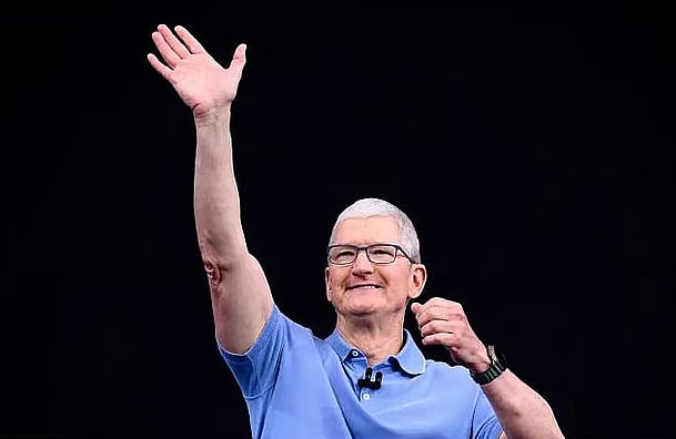 অ্যাপলের প্রধান নির্বাহী কর্মকর্তা টিম কুক