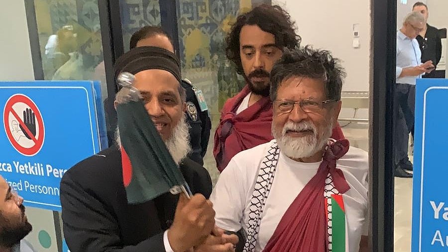 Porno xotini eri bilan guruh jinsiy aloqa