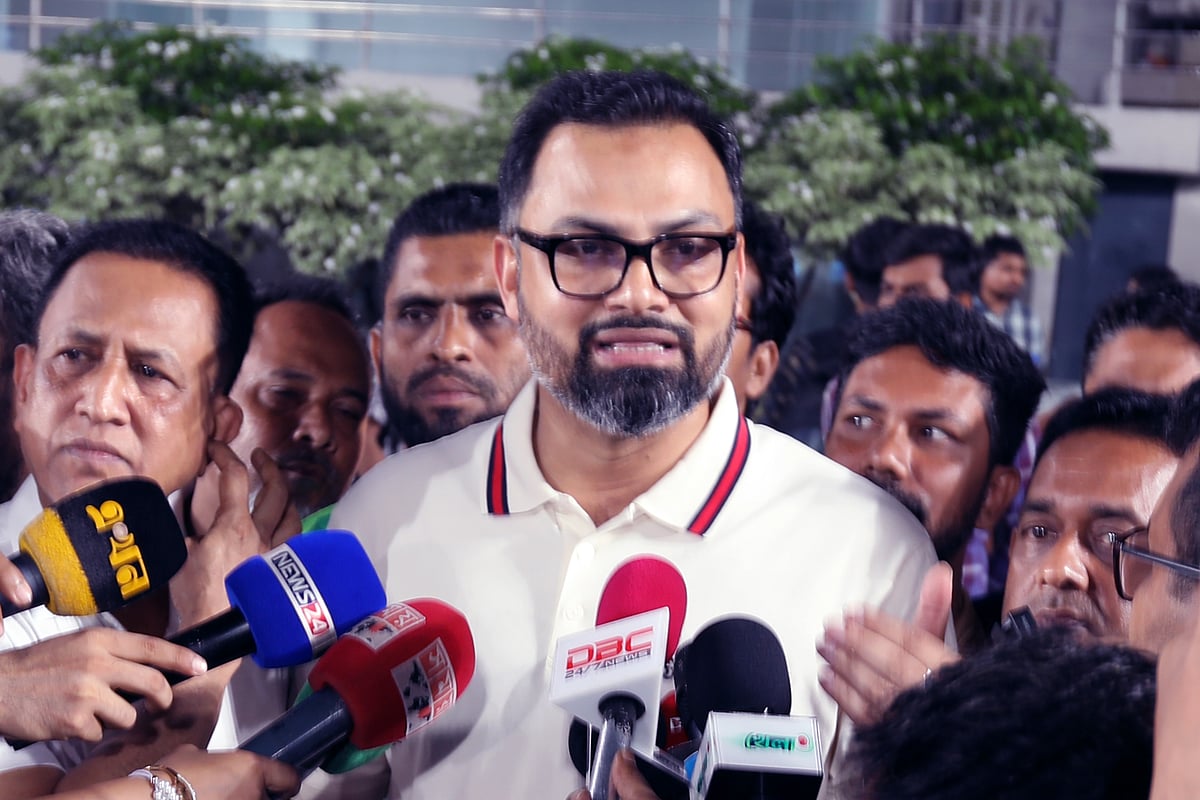 বাংলাদেশ জাতীয় দলের সাবেক গোলকিপার আমিনুল হক