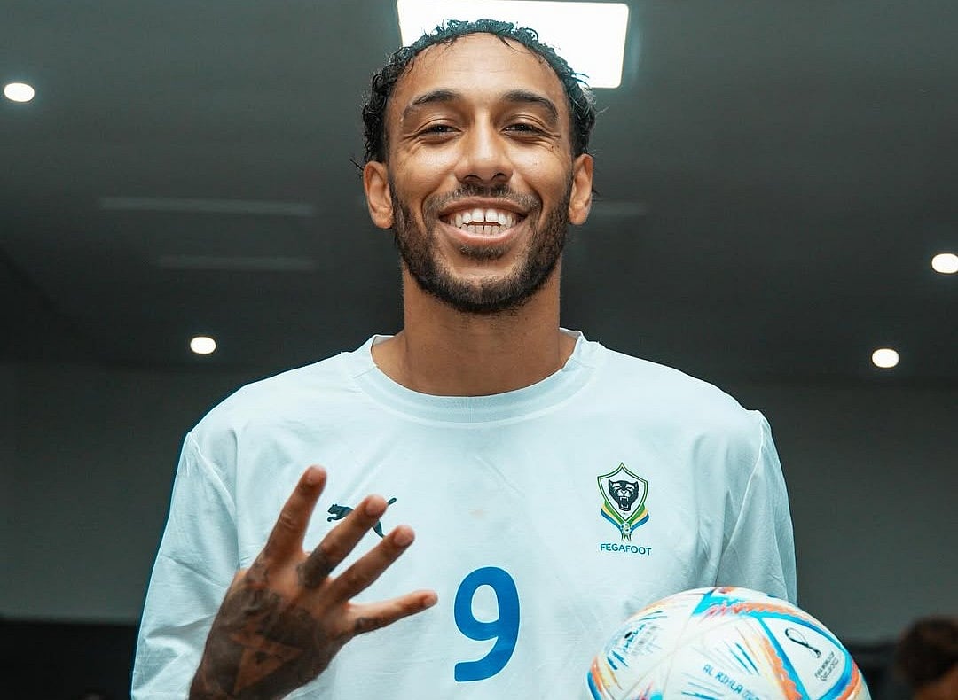 একাই চার গোল করেছেন অবামেয়াং