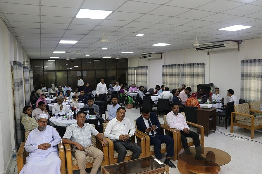 সাভার জাতীয় যুব উন্নয়ন ইনস্টিটিউটে দুটি প্রশিক্ষণ কোর্স সম্পূর্ণ আবাসিক প্রশিক্ষণার্থীদের জন্য