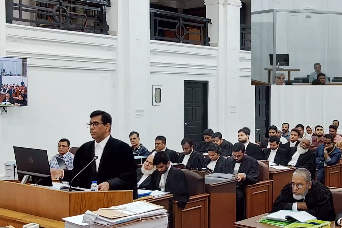 আন্তর্জাতিক অপরাধ ট্রাইব্যুনাল-১-এ শেখ হাসিনাসহ তিন আসামির বিরুদ্ধে মামলায় যুক্তিতর্ক শুরু হয়েছে। যুক্তিতর্ক সরাসরি সম্প্রচার করা হচ্ছে