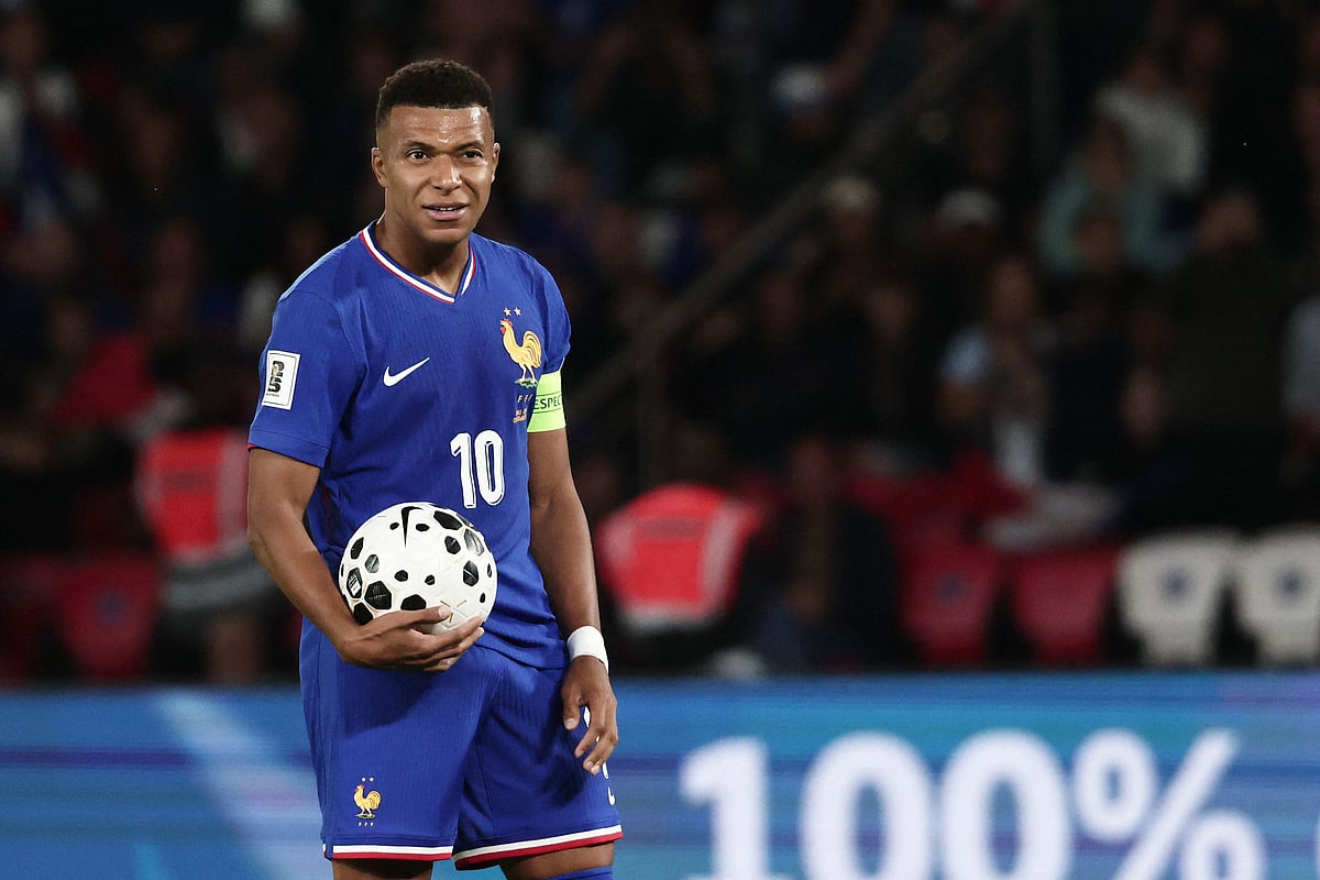 ফ্রান্সের জার্সিতে কিলিয়ান এমবাপ্পে