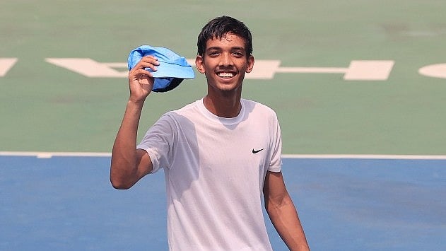 বাংলাদেশ ওয়ার্ল্ড টেনিস ট্যুর জুনিয়র জে–৩০ প্রতিযোগিতায় সেমিফাইনালে উঠেছেন জারিফ আবরার