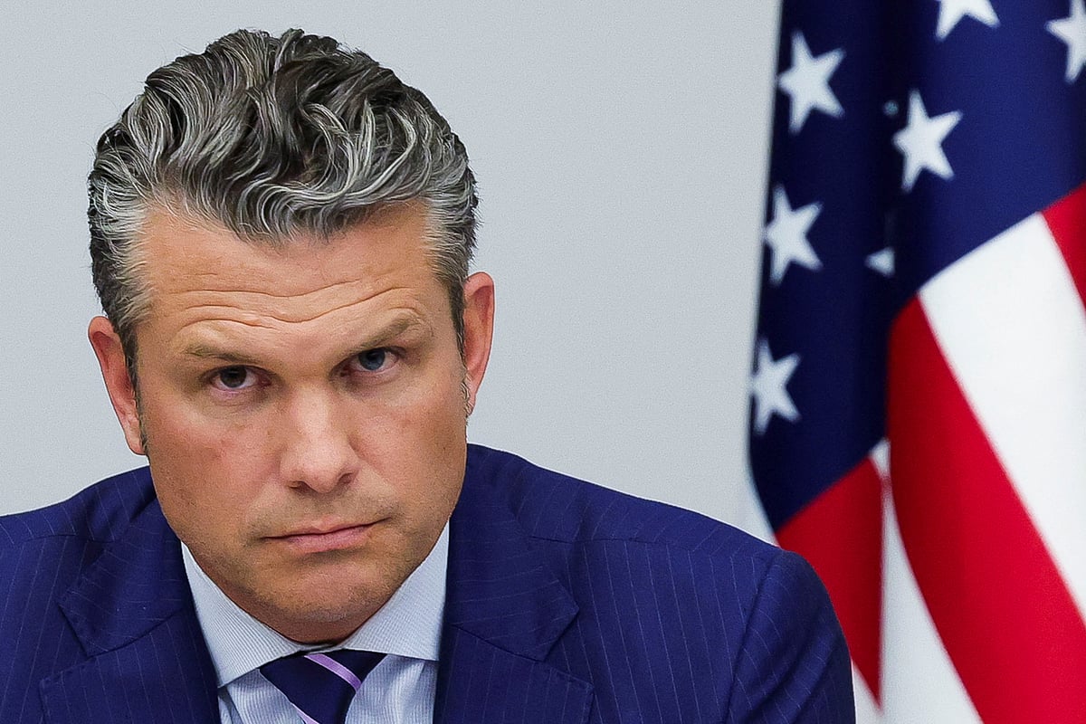 যুক্তরাষ্ট্রের প্রতিরক্ষামন্ত্রী পিট হেগসেথ। বুধবার বেলজিয়ামের রাজধানী ব্রাসেলসে ন্যাটো সদরদপ্তরে