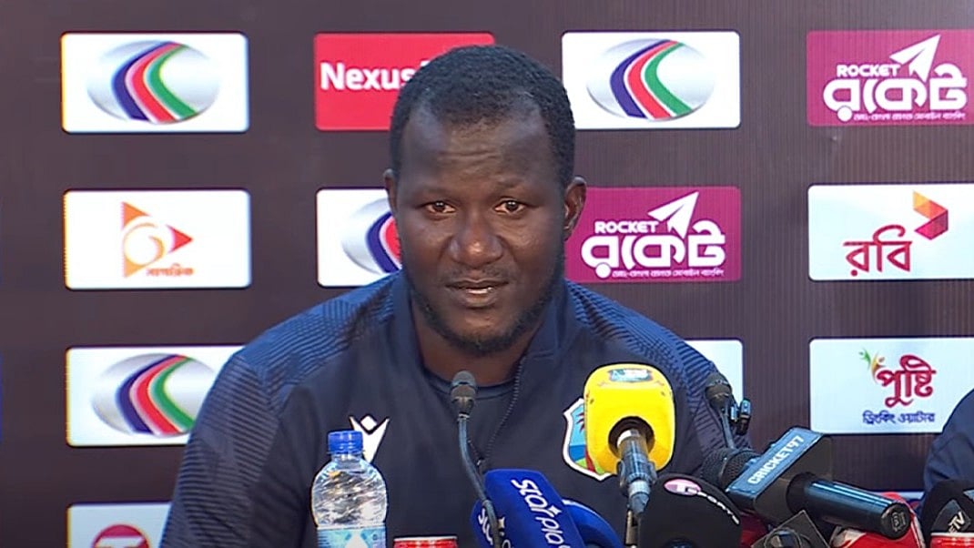 ওয়েস্ট ইন্ডিজের প্রধান কোচ ড্যারেন স্যামি। আজ মিরপুর শেরেবাংলায় সংবাদ সম্মেলনে