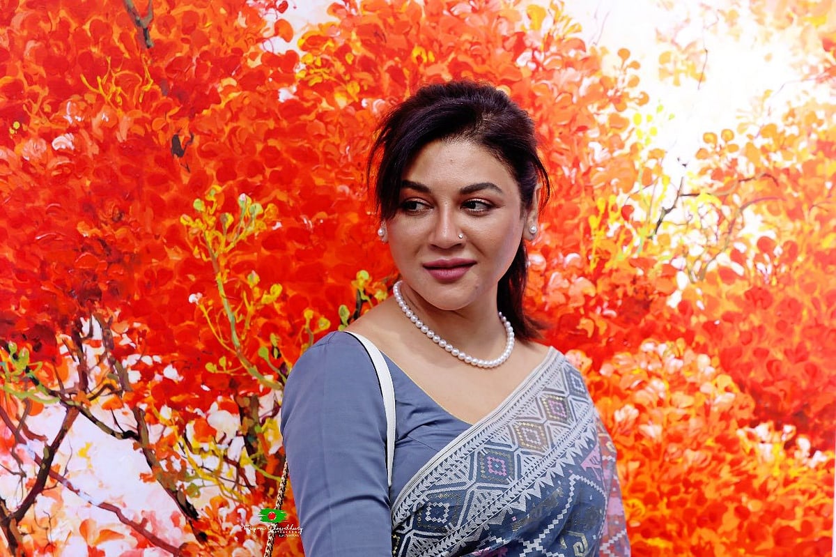 Defloratsiya porno video Porno va super erotika