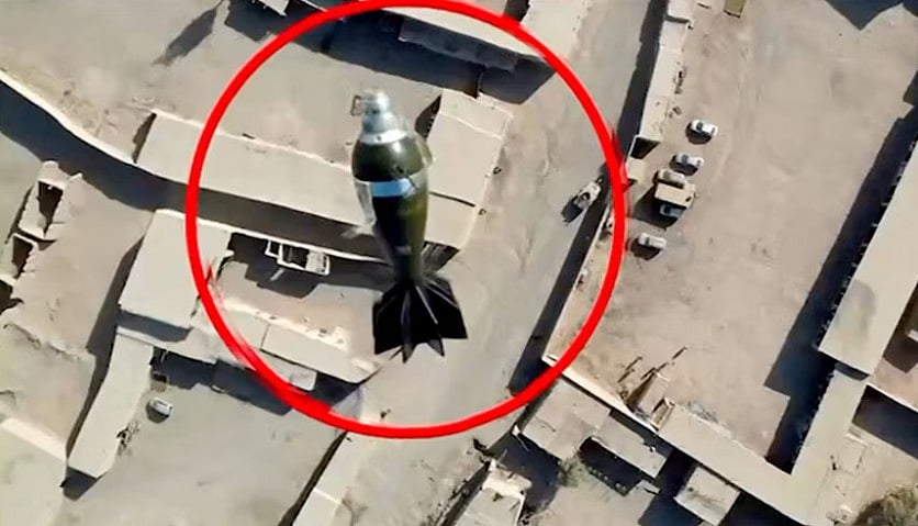 আফগান তালেবানের সীমান্তচৌকিতে ড্রোন থেকে মর্টার ফেলা হচ্ছে