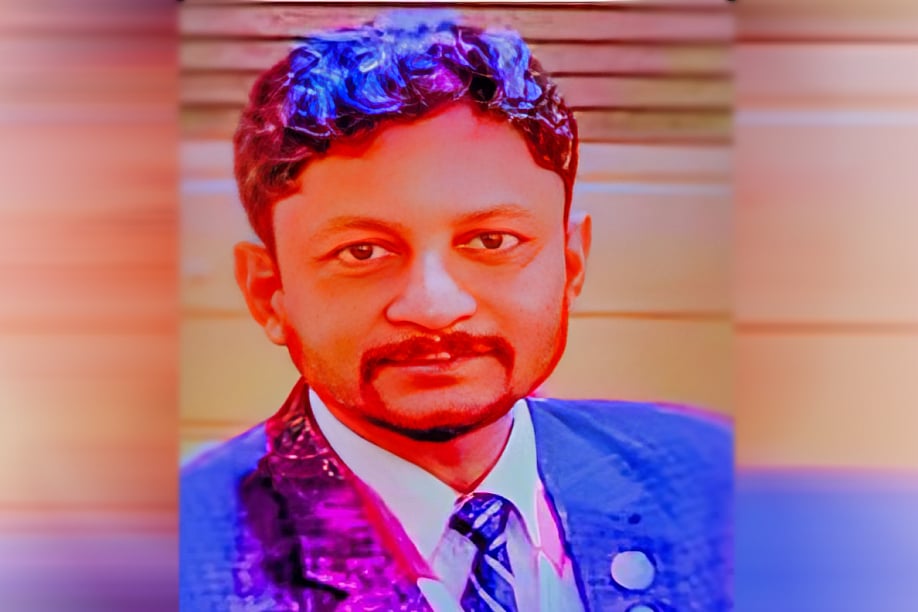 আনোয়ার আহম্মেদ