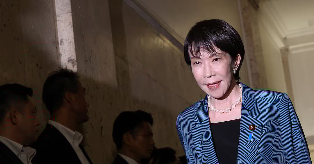 জাপানের ক্ষমতাসীন লিবারেল ডেমোক্রেটিক পার্টির (এলডিপি) নেতা সানায়ে তাকাইচি টোকিওর সংসদ ভবনে অবস্থান করছেন। ২০ অক্টোবর ২০২৫