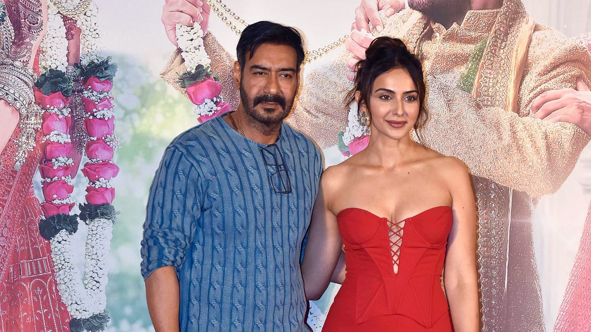 ট্রেলার উন্মোচন অনুষ্ঠানে অজয় ও রাকুল। ছবি: এএনআই