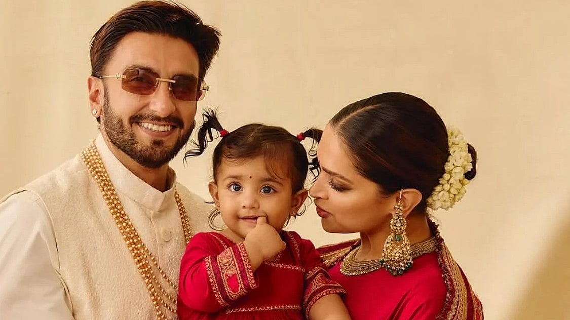 মঙ্গলবার সামাজিক যোগাযোগমাধ্যমে ছবি শেয়ার করেছেন দীপিকা ও রণবীর