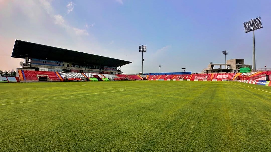 বসুন্ধরা কিংসের মাঠ কিংস অ্যারেনা