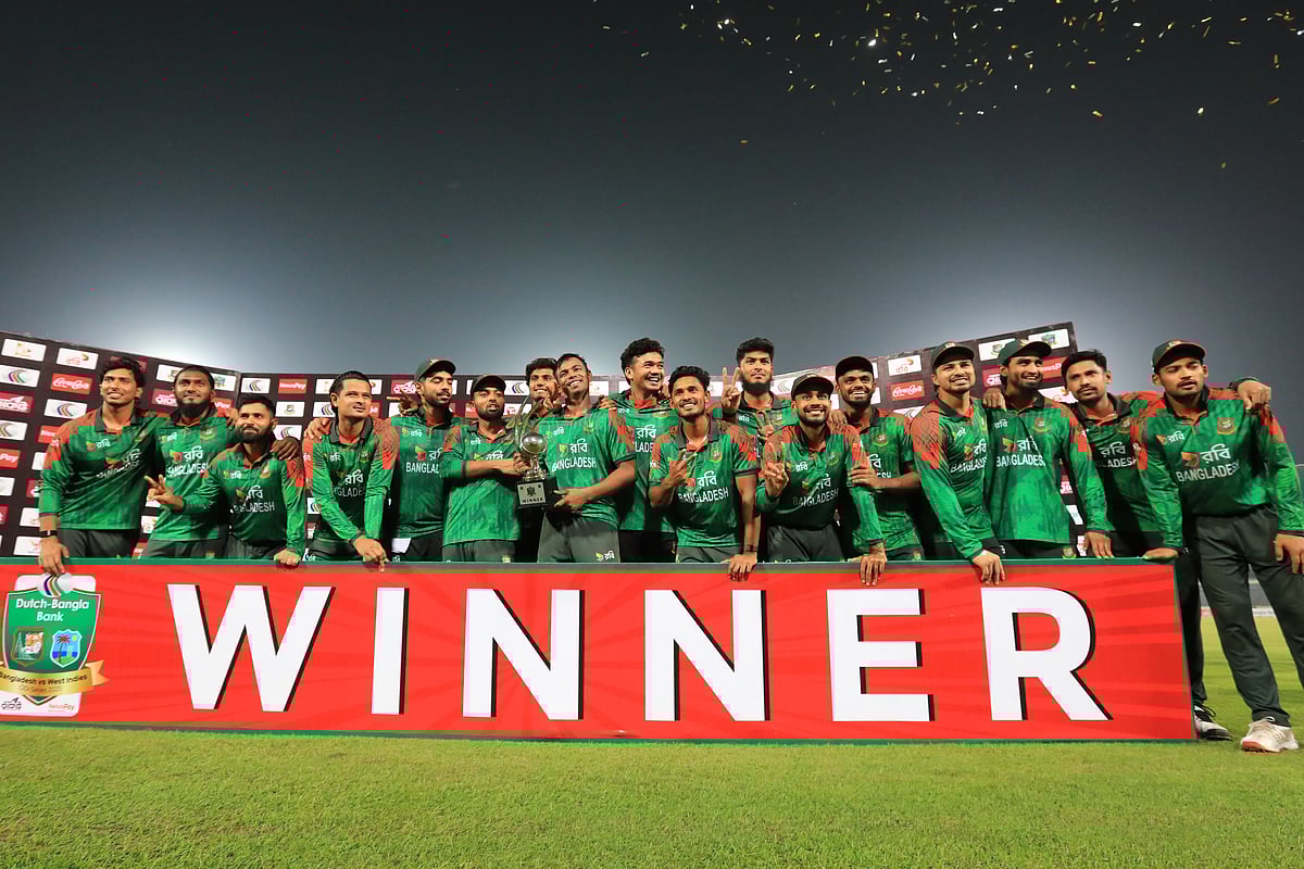 সিরিজ জয়ের পর বাংলাদেশ দল